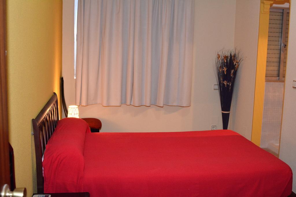 Hostal Gastrobar Carmelo Villarejo de Salvanés Exterior foto