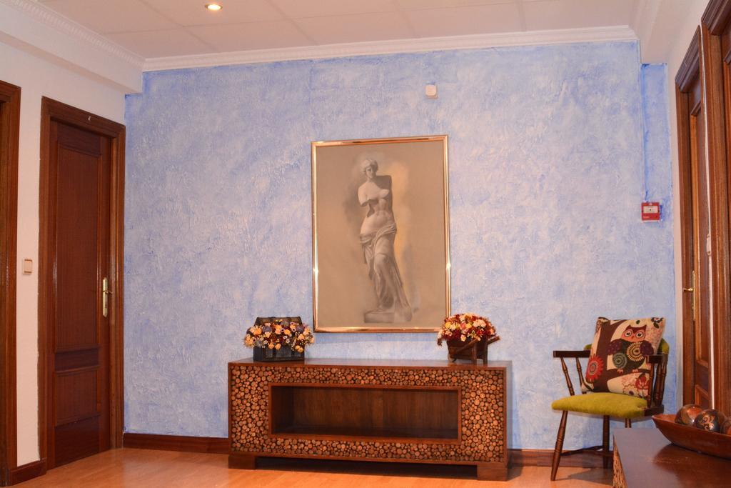 Hostal Gastrobar Carmelo Villarejo de Salvanés Exterior foto